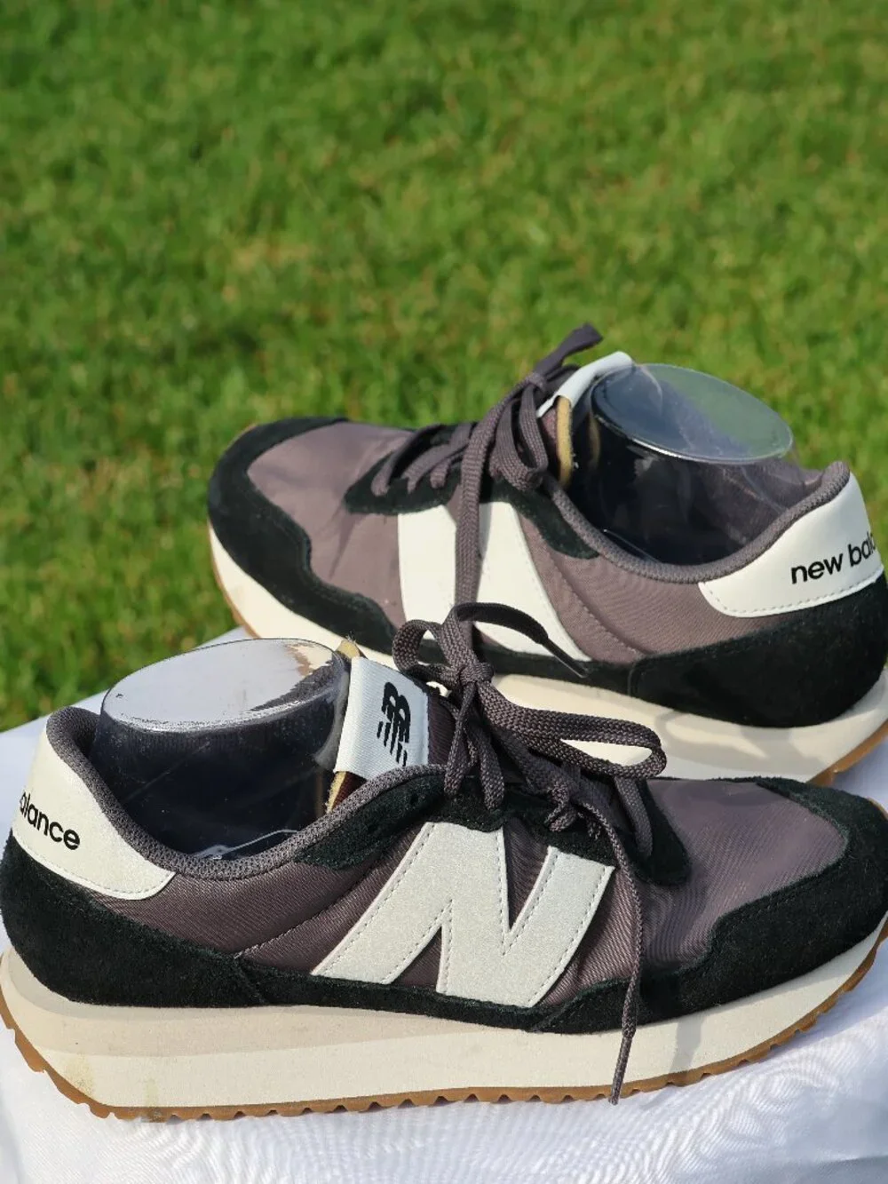 New Balance 237 Black & White Sneakers – “The Intelligent Choice”